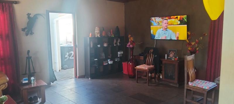 To Let 3 Bedroom Property for Rent in Bellville Western Cape